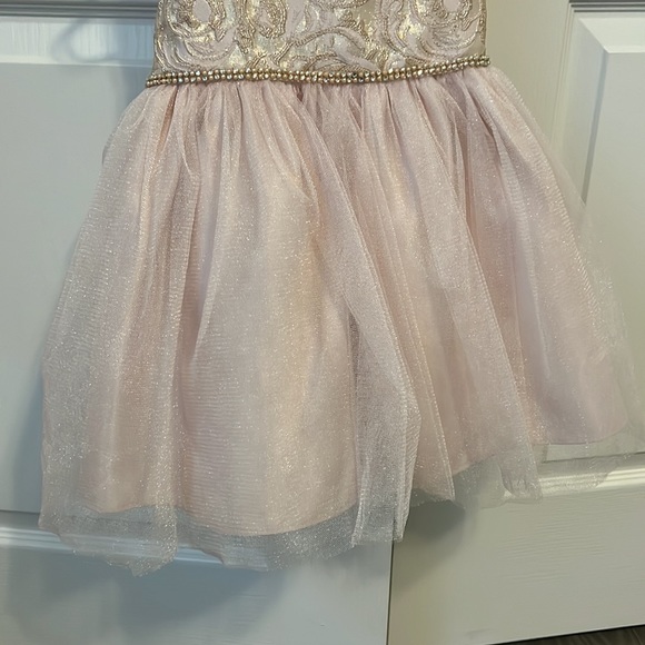 Little girls dress with shoes - Picture 3 of 8